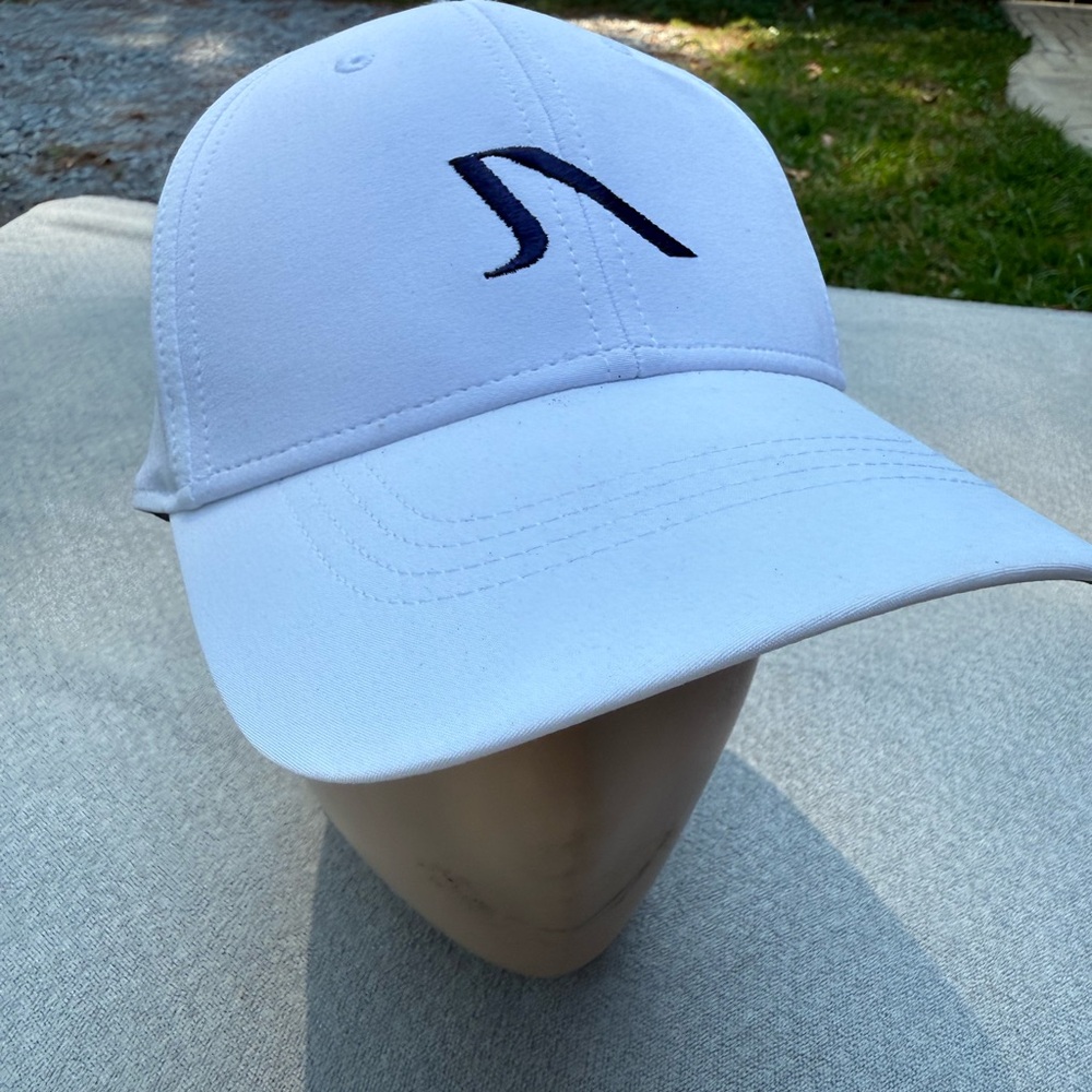 Nike dri-fit adjustable Club Cap Golf Hat